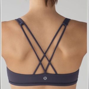 EUC Lululemon free to be bra, cadet blue, size 6